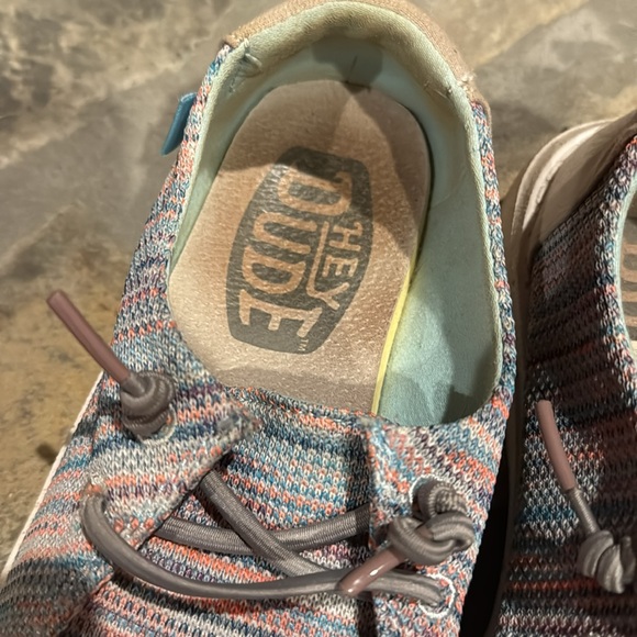 Hey Dude Wendy slip on, size 6 - Picture 2 of 5